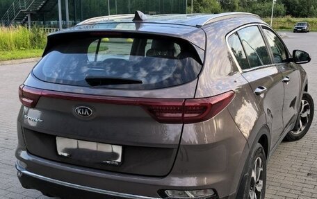 KIA Sportage IV рестайлинг, 2019 год, 2 393 000 рублей, 7 фотография