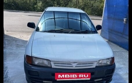 Mitsubishi Libero I рестайлинг, 2000 год, 110 000 рублей, 37 фотография