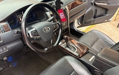 Toyota Camry, 2016 год, 2 490 000 рублей, 18 фотография