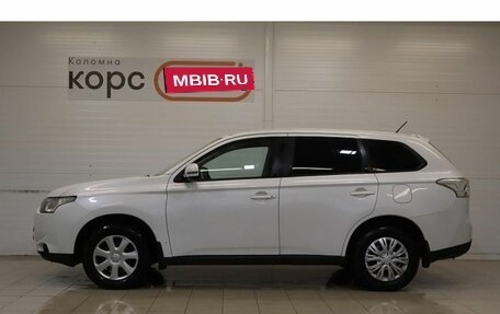 Mitsubishi Outlander III рестайлинг 3, 2013 год, 1 225 000 рублей, 2 фотография