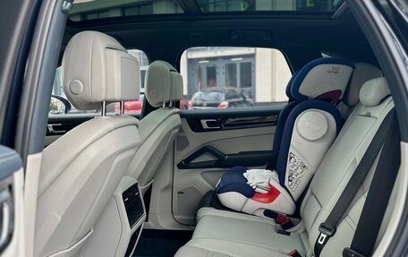 Porsche Cayenne III, 2019 год, 6 900 000 рублей, 13 фотография
