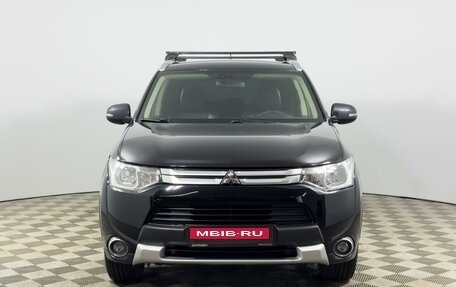 Mitsubishi Outlander III рестайлинг 3, 2014 год, 1 670 200 рублей, 3 фотография