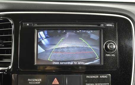 Mitsubishi Outlander III рестайлинг 3, 2014 год, 1 670 200 рублей, 20 фотография
