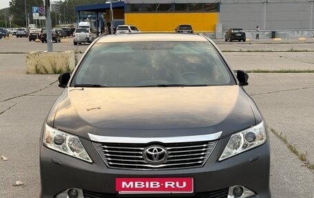 Toyota Camry, 2012 год, 1 750 000 рублей, 2 фотография