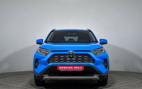 Toyota RAV4, 2021 год, 3 100 000 рублей, 2 фотография