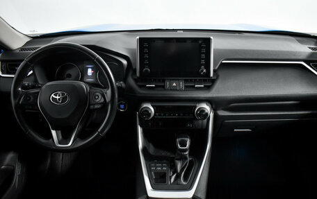 Toyota RAV4, 2021 год, 3 100 000 рублей, 15 фотография