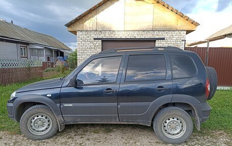 Chevrolet Niva I рестайлинг, 2011 год, 460 000 рублей, 4 фотография