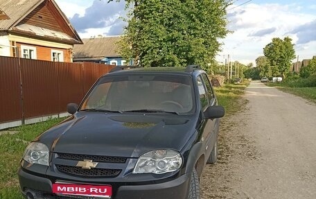 Chevrolet Niva I рестайлинг, 2011 год, 460 000 рублей, 5 фотография