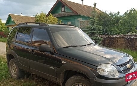 Chevrolet Niva I рестайлинг, 2011 год, 460 000 рублей, 6 фотография