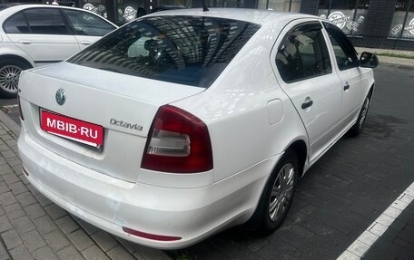 Skoda Octavia, 2012 год, 499 000 рублей, 2 фотография