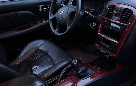Hyundai Sonata IV рестайлинг, 2004 год, 280 000 рублей, 11 фотография