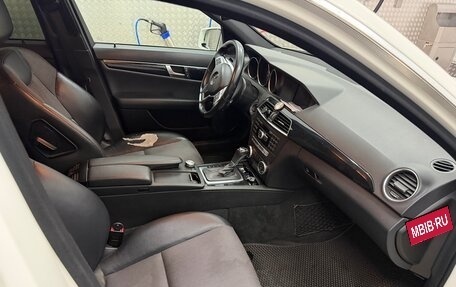 Mercedes-Benz C-Класс, 2011 год, 1 100 000 рублей, 9 фотография