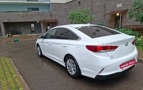 Hyundai Sonata VII, 2019 год, 850 000 рублей, 2 фотография