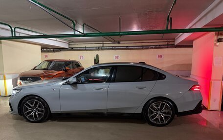 BMW 5 серия, 2024 год, 8 100 000 рублей, 9 фотография