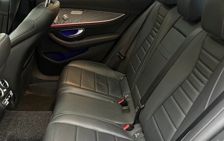 Mercedes-Benz E-Класс, 2022 год, 6 250 000 рублей, 10 фотография