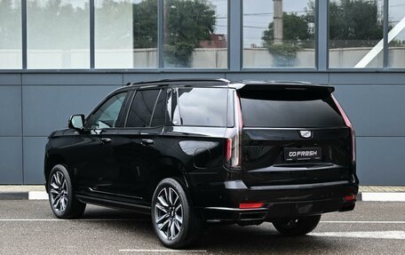 Cadillac Escalade V, 2023 год, 17 999 000 рублей, 2 фотография