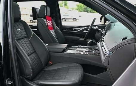 Cadillac Escalade V, 2023 год, 17 999 000 рублей, 12 фотография