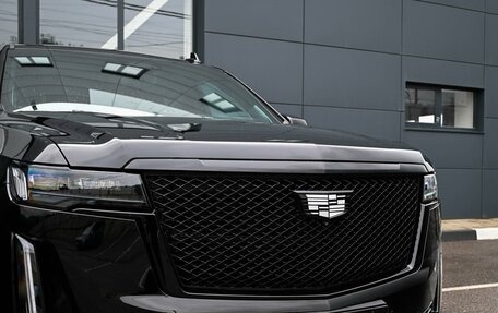 Cadillac Escalade V, 2023 год, 17 999 000 рублей, 6 фотография