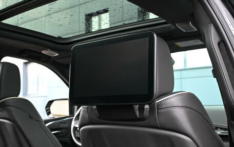 Cadillac Escalade V, 2023 год, 17 999 000 рублей, 19 фотография