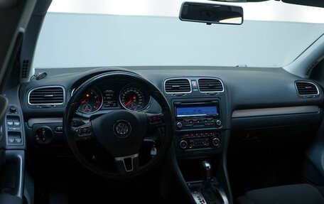 Volkswagen Golf VI, 2011 год, 743 077 рублей, 5 фотография