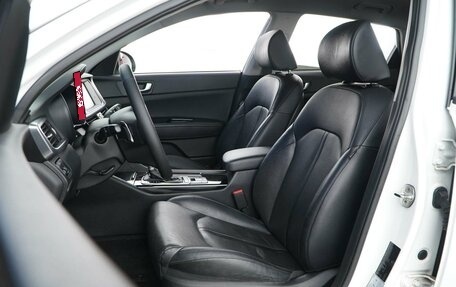KIA Optima IV, 2017 год, 1 931 444 рублей, 10 фотография