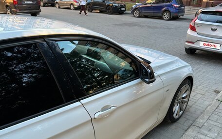 BMW 3 серия, 2011 год, 1 290 000 рублей, 10 фотография