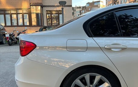 BMW 3 серия, 2011 год, 1 290 000 рублей, 12 фотография