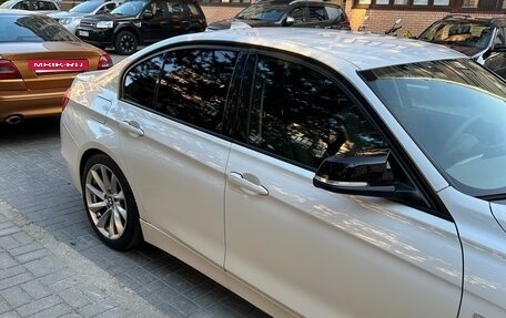BMW 3 серия, 2011 год, 1 290 000 рублей, 9 фотография