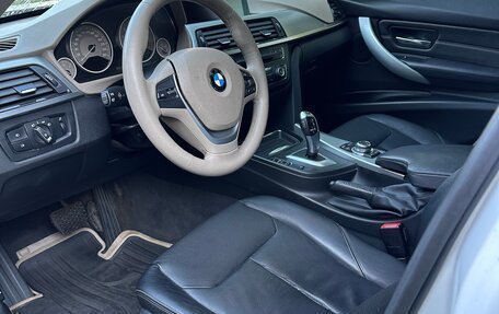 BMW 3 серия, 2011 год, 1 290 000 рублей, 14 фотография