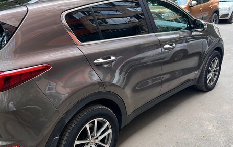 KIA Sportage IV рестайлинг, 2018 год, 1 600 000 рублей, 3 фотография