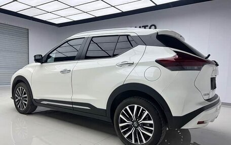 Nissan Kicks I, 2022 год, 1 600 000 рублей, 6 фотография