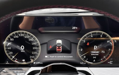 Infiniti QX80, 2026 год, 16 290 000 рублей, 18 фотография