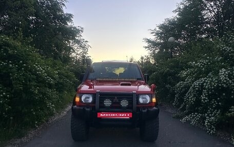 Mitsubishi Pajero III рестайлинг, 1991 год, 999 999 рублей, 12 фотография