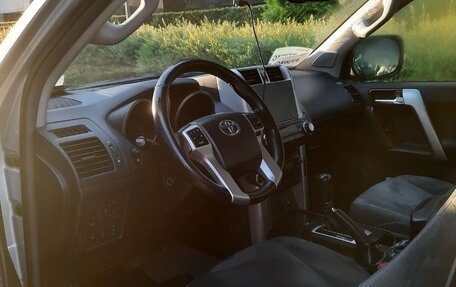 Toyota Land Cruiser Prado 150 рестайлинг 2, 2013 год, 2 985 000 рублей, 5 фотография