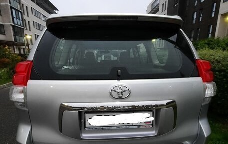 Toyota Land Cruiser Prado 150 рестайлинг 2, 2013 год, 2 985 000 рублей, 3 фотография