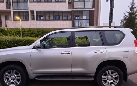 Toyota Land Cruiser Prado 150 рестайлинг 2, 2013 год, 2 985 000 рублей, 4 фотография