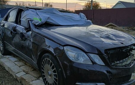 Mercedes-Benz E-Класс, 2012 год, 520 000 рублей, 2 фотография