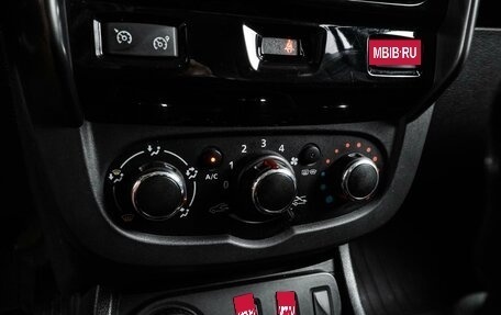 Renault Duster I рестайлинг, 2016 год, 1 349 000 рублей, 16 фотография