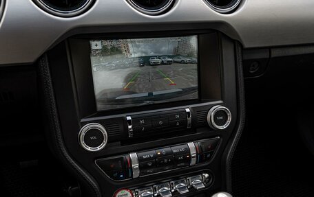 Ford Mustang VI рестайлинг, 2015 год, 2 150 000 рублей, 14 фотография