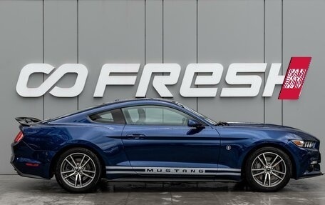 Ford Mustang VI рестайлинг, 2015 год, 2 150 000 рублей, 5 фотография