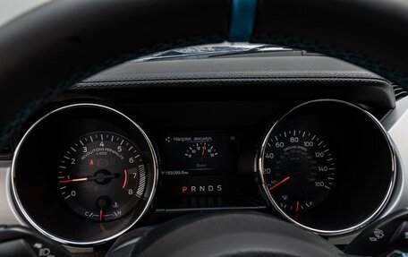Ford Mustang VI рестайлинг, 2015 год, 2 150 000 рублей, 16 фотография