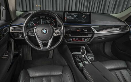 BMW 5 серия, 2020 год, 5 545 920 рублей, 9 фотография