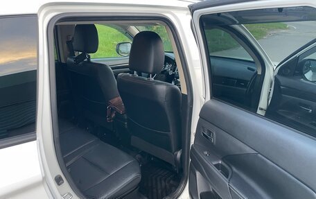 Mitsubishi Outlander III рестайлинг 3, 2018 год, 2 200 000 рублей, 8 фотография