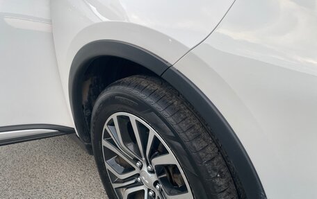 Mitsubishi Outlander III рестайлинг 3, 2018 год, 2 200 000 рублей, 16 фотография