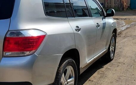 Toyota Highlander III, 2010 год, 1 849 000 рублей, 11 фотография