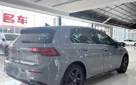 Volkswagen Golf VIII, 2023 год, 1 549 100 рублей, 4 фотография