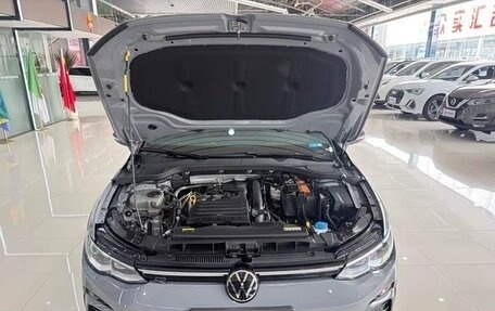 Volkswagen Golf VIII, 2023 год, 1 549 100 рублей, 8 фотография