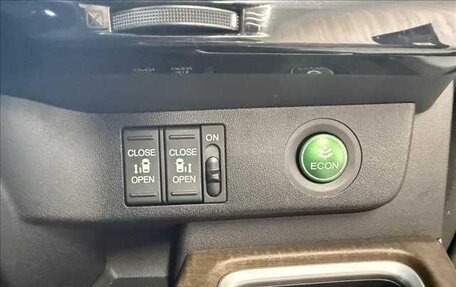 Honda Stepwgn IV, 2015 год, 1 300 000 рублей, 20 фотография
