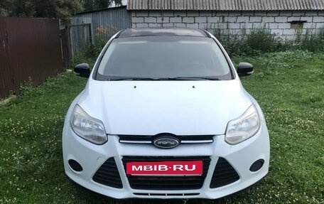Ford Focus III, 2012 год, 565 000 рублей, 2 фотография