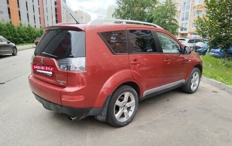 Mitsubishi Outlander III рестайлинг 3, 2008 год, 1 250 000 рублей, 8 фотография